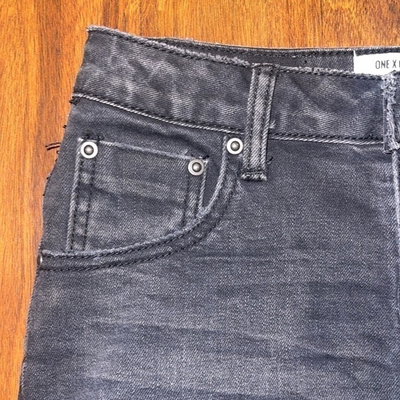 𝅺one TEASPOON Harlets High Waisted Short Size 26 Short Shorts Cuffed Black Wash - Picture 13 of 13